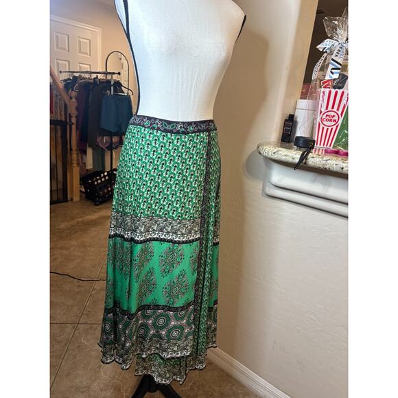 Alice & Olivia Boho Mock Wrap Midi Skirt Size 4 MSRP$350 - Picture 2 of 6